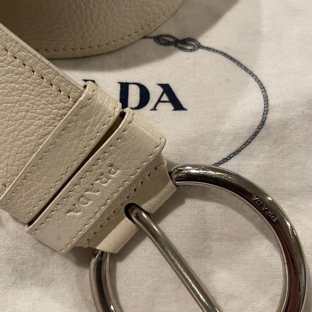 Prada Off-White Leather Belt with Silver Ring Buckle - Picture 4 of 11